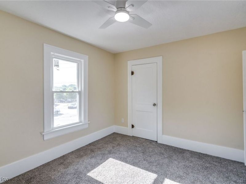 567 E Cuyahoga Falls Avenue, Akron, OH 44310 Photo 14