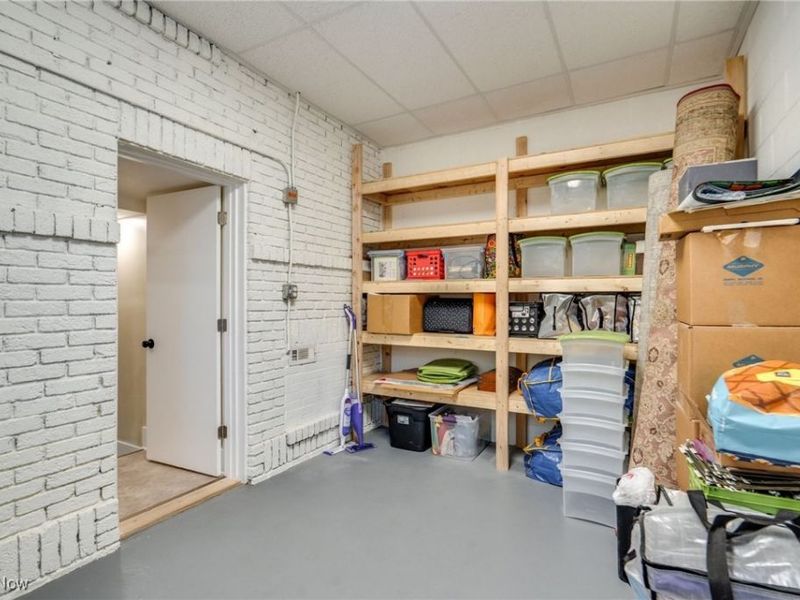 567 E Cuyahoga Falls Avenue, Akron, OH 44310 Photo 31