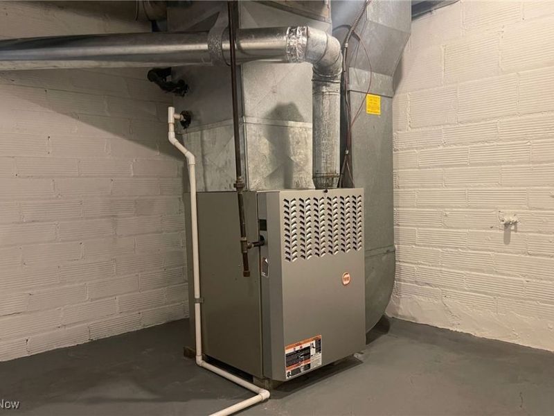 567 E Cuyahoga Falls Avenue, Akron, OH 44310 Photo 33