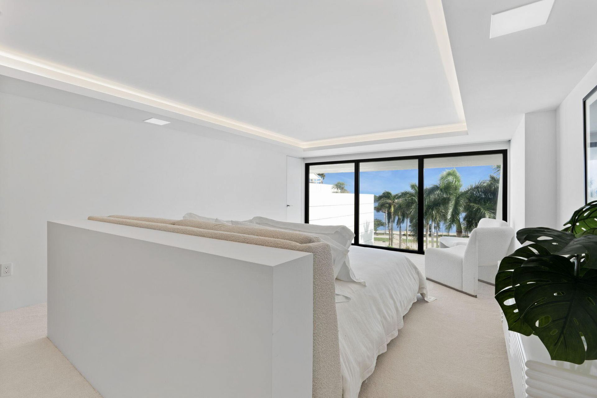 529 S Flagler Drive, Unit Th3e, West Palm Beach, FL 33401 Photo