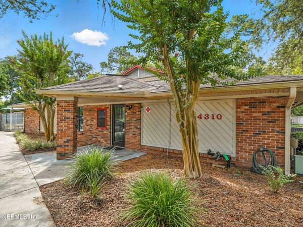 4310 BARKOSKIE Road, Jacksonville, FL 32258