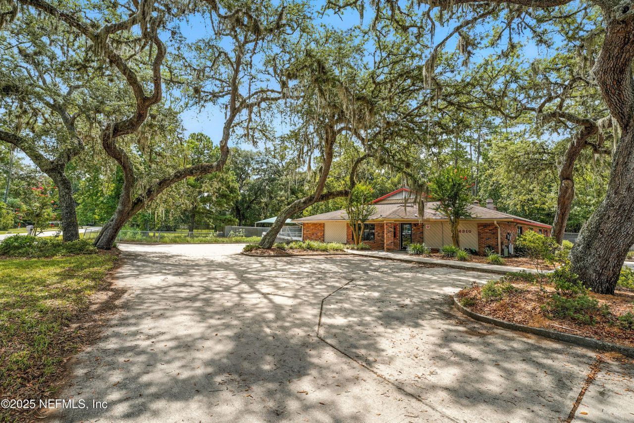 4310 Barkoskie Road, Jacksonville, FL 32258 Photo