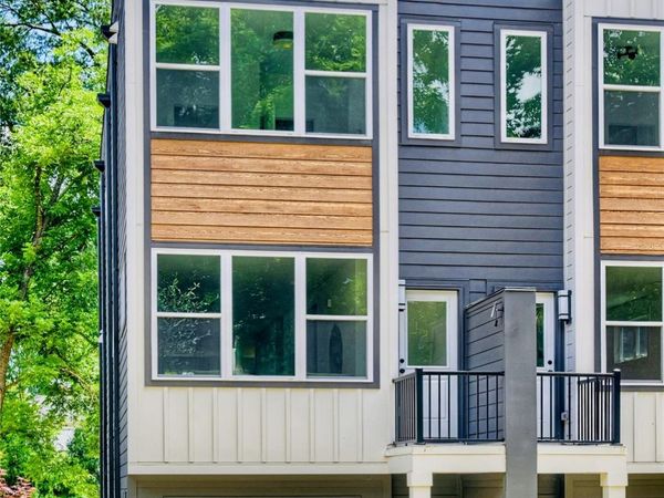 209 Coxe Avenue, Unit A, Charlotte, NC 28208