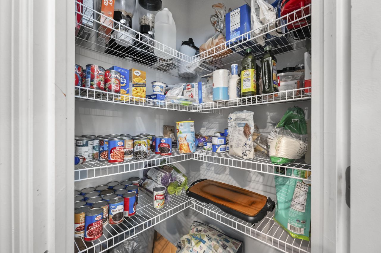 990 Augustine Court Photo 14