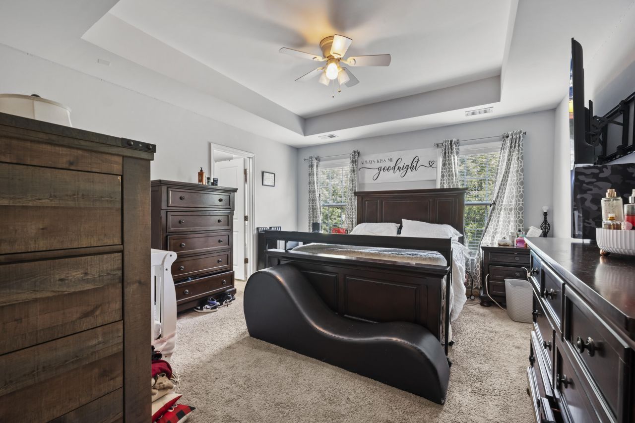 990 Augustine Court Photo 17