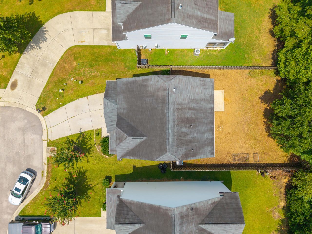 990 Augustine Court Photo 29