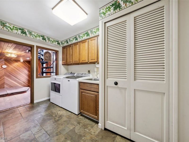 18950 Rockcliff Drive, Rocky River, OH 44116 Photo 38