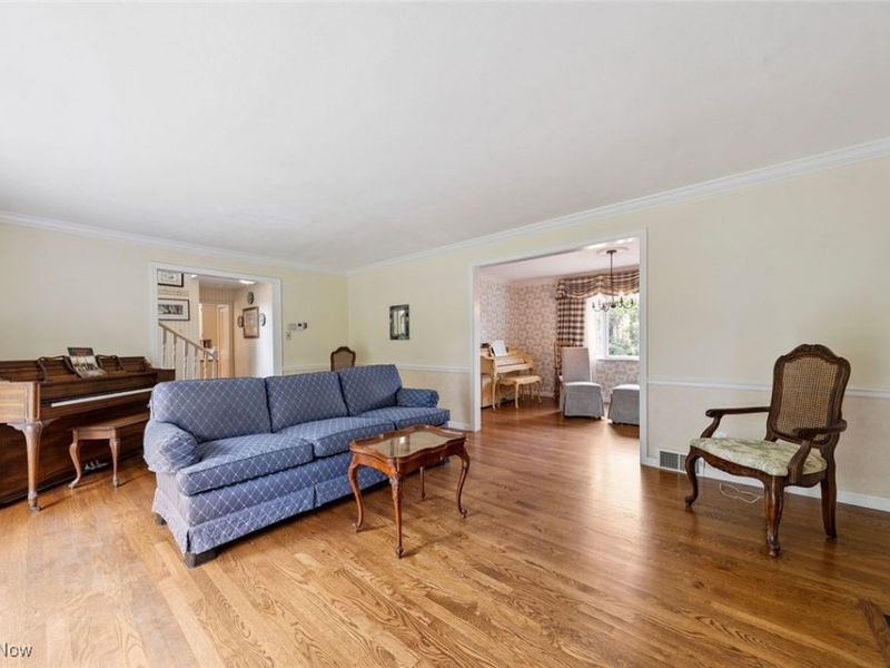 18950 Rockcliff Drive, Rocky River, OH 44116 Photo 7