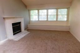 1202 Tiffany Ln. photo 4