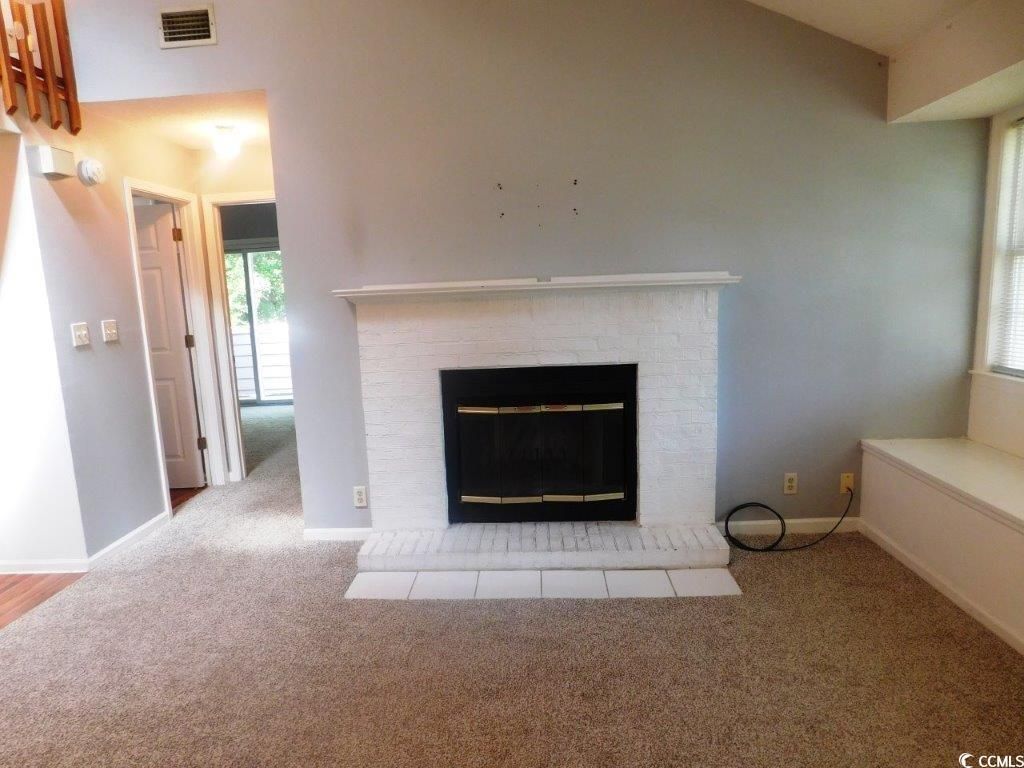 1202 Tiffany Ln. Photo 5