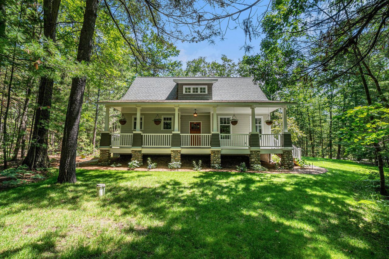 6986 Chippewa Trail, Indian River, MI 49749 Main Photo