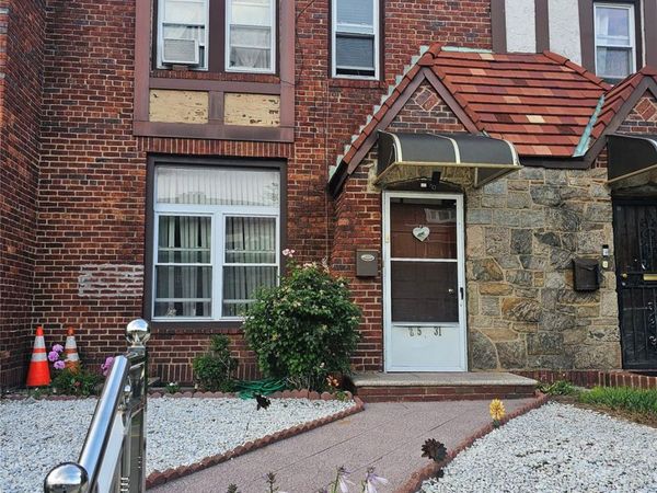21531 Murdock Avenue, Queens Village, NY 11429