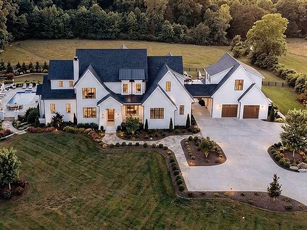3710 Grey Barn Ln, Unit 2, Franklin, TN 37064