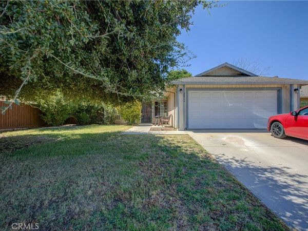 2064 Glenmoor Place, Livingston, CA 95334