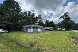 135 Wells Circle photo 4