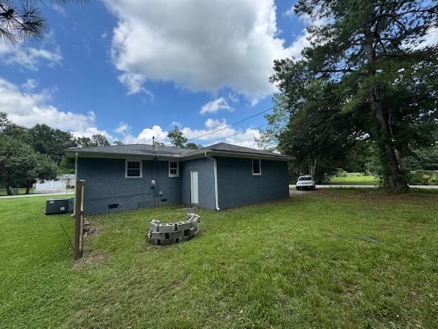 135 Wells Circle Photo 6