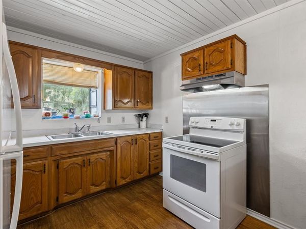 206 N Main Street, Bailey, TX 75413