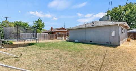 7718 Laurie Way, Sacramento, CA 95832 Photo
