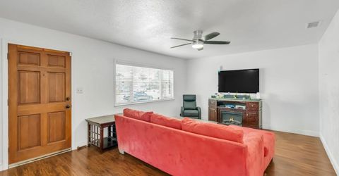 7718 Laurie Way, Sacramento, CA 95832 Photo