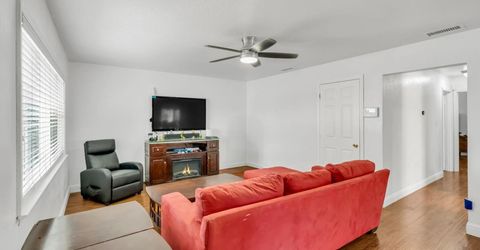 7718 Laurie Way, Sacramento, CA 95832 Photo