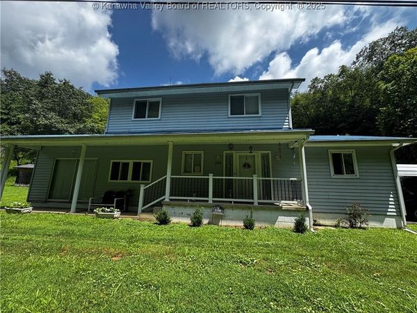 1198 Caney Branch Road, Chapmanville, WV 25508