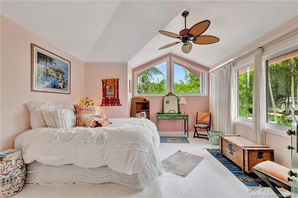 221 SE Coconut Avenue, Stuart, FL 34996 Photo