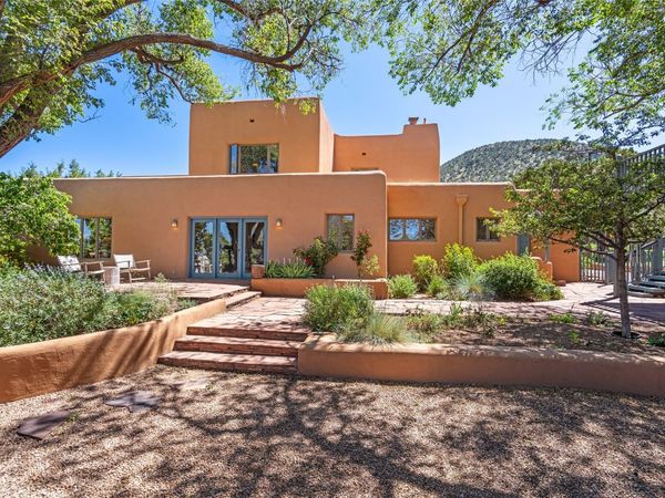 3869 Old Santa Fe Trail, Santa Fe, NM 87505