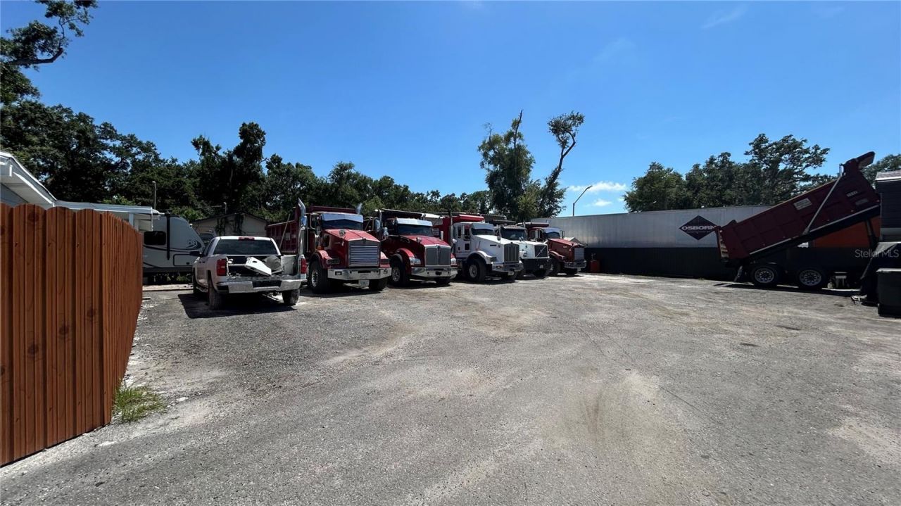 2001 S 51st Street, Tampa, FL 33619 Photo