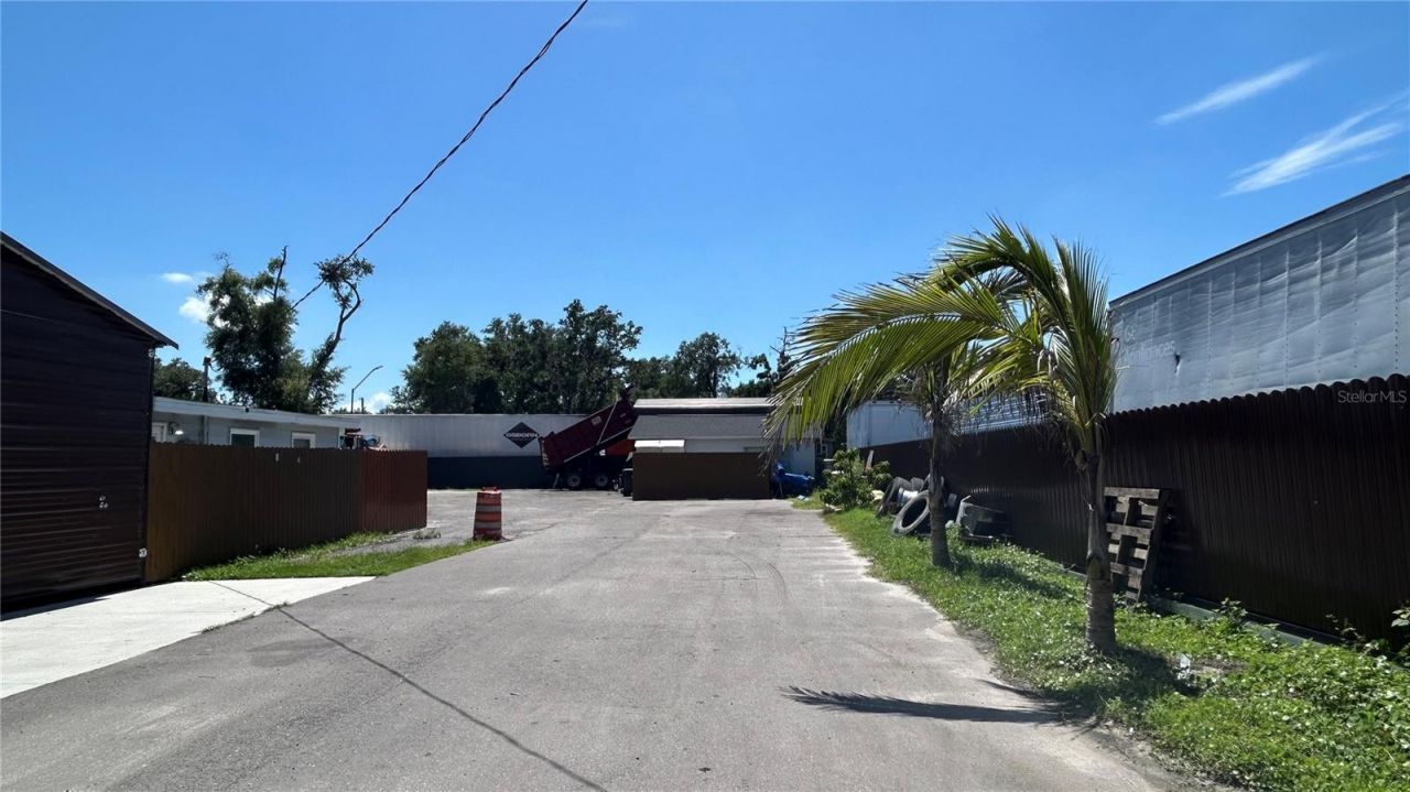 2001 S 51st Street, Tampa, FL 33619 Photo