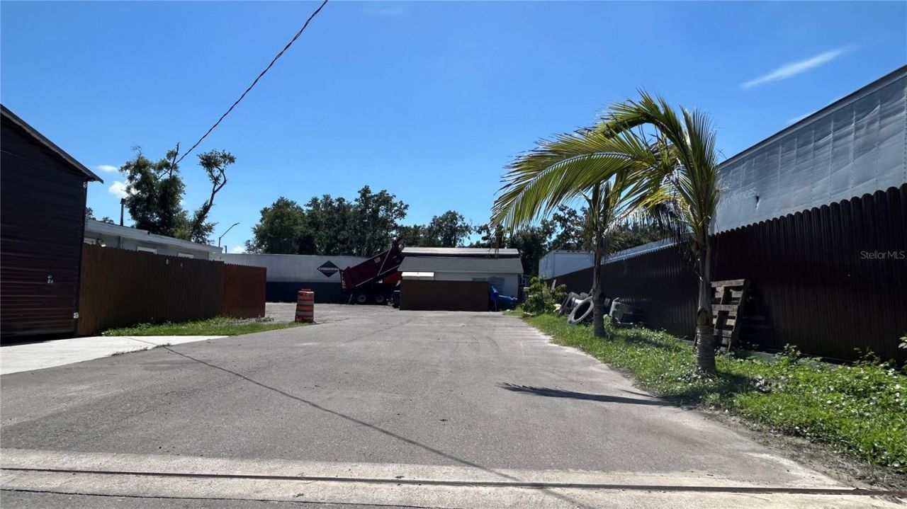 2001 S 51st Street, Tampa, FL 33619 Photo