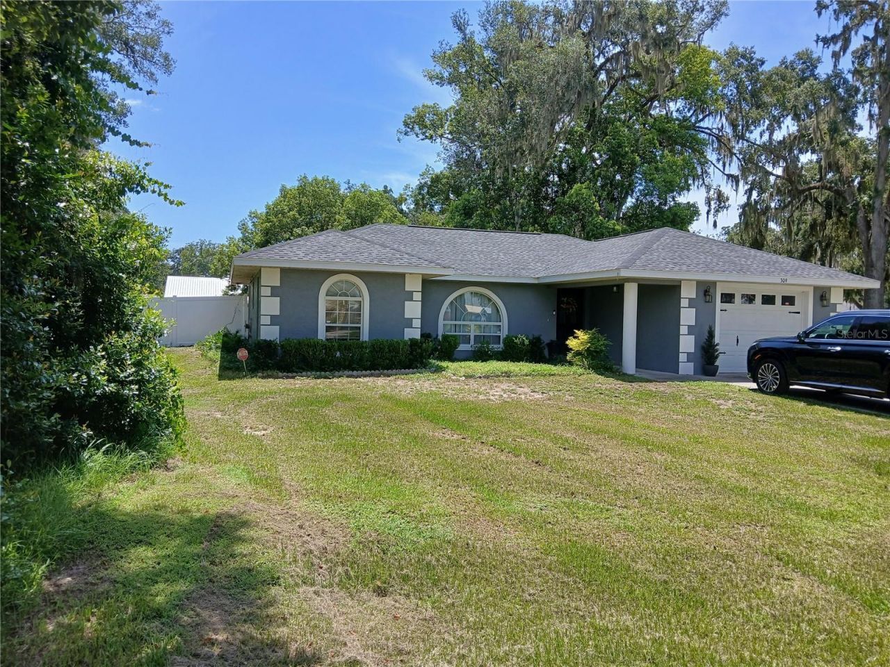 309 N Westwood Street, Bushnell, FL 33513 Main Photo