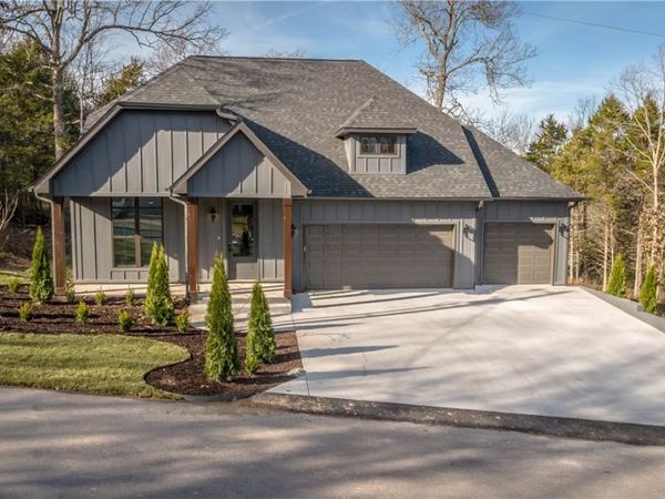 17 Sable Drive, Bella Vista, AR 72715