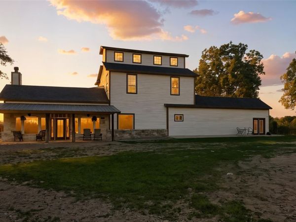 2410 FM 1680, Moulton, TX 78941