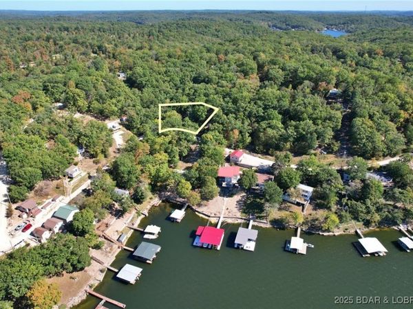 27261 Marina Lane, Barnett, MO 65011