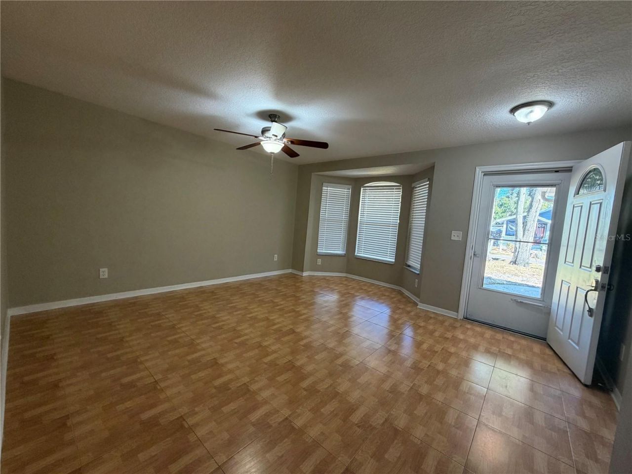 6321 S Richard Avenue, Tampa, FL 33616 Photo