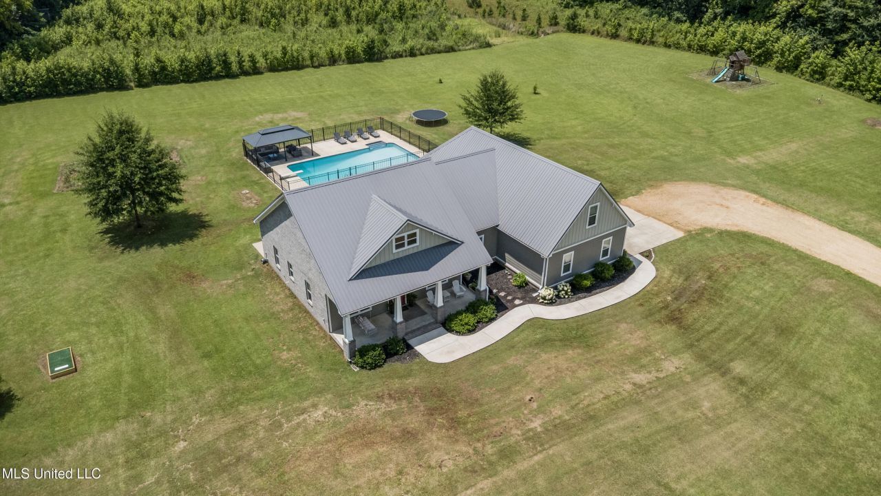 31300 Highway 4, Holly Springs, MS 38635 Main Photo