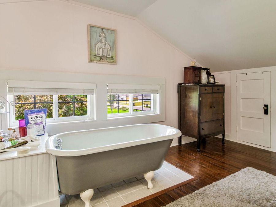 Property Image 40