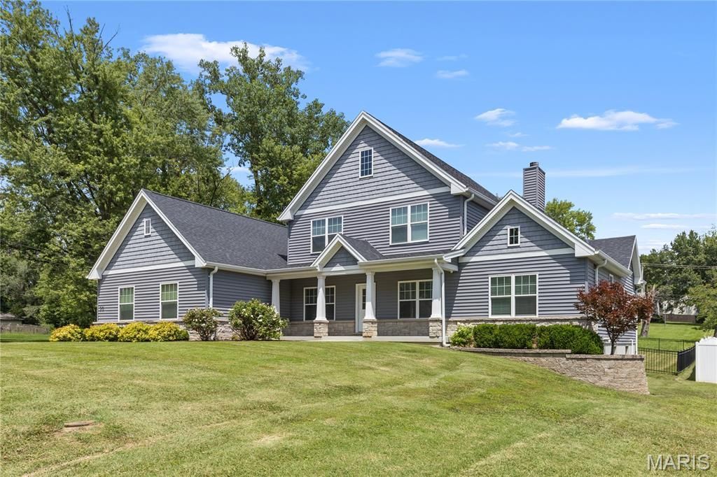 20 Millwell Drive, Maryland Heights, MO 63043 Main Photo