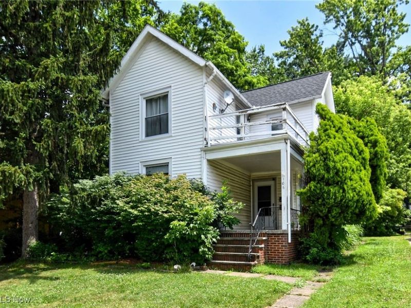 106 Logan Street, Bedford, OH 44146 Photo 2