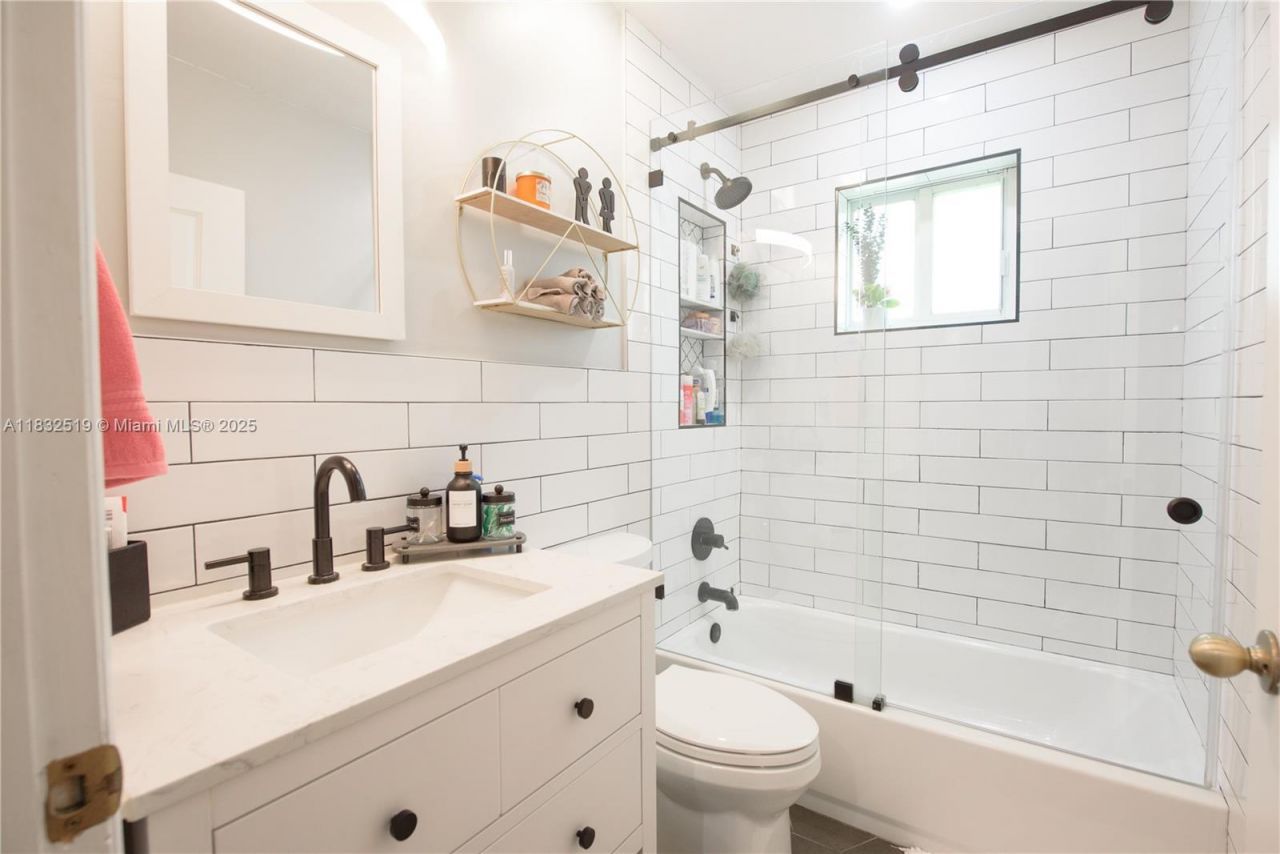 18740 SW 297th St, Homestead, FL 33030 Photo