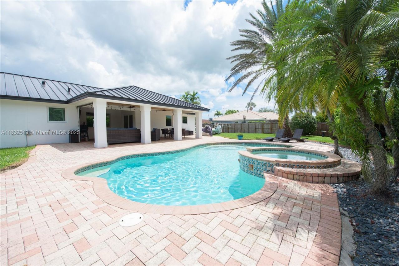 18740 SW 297th St, Homestead, FL 33030 Photo