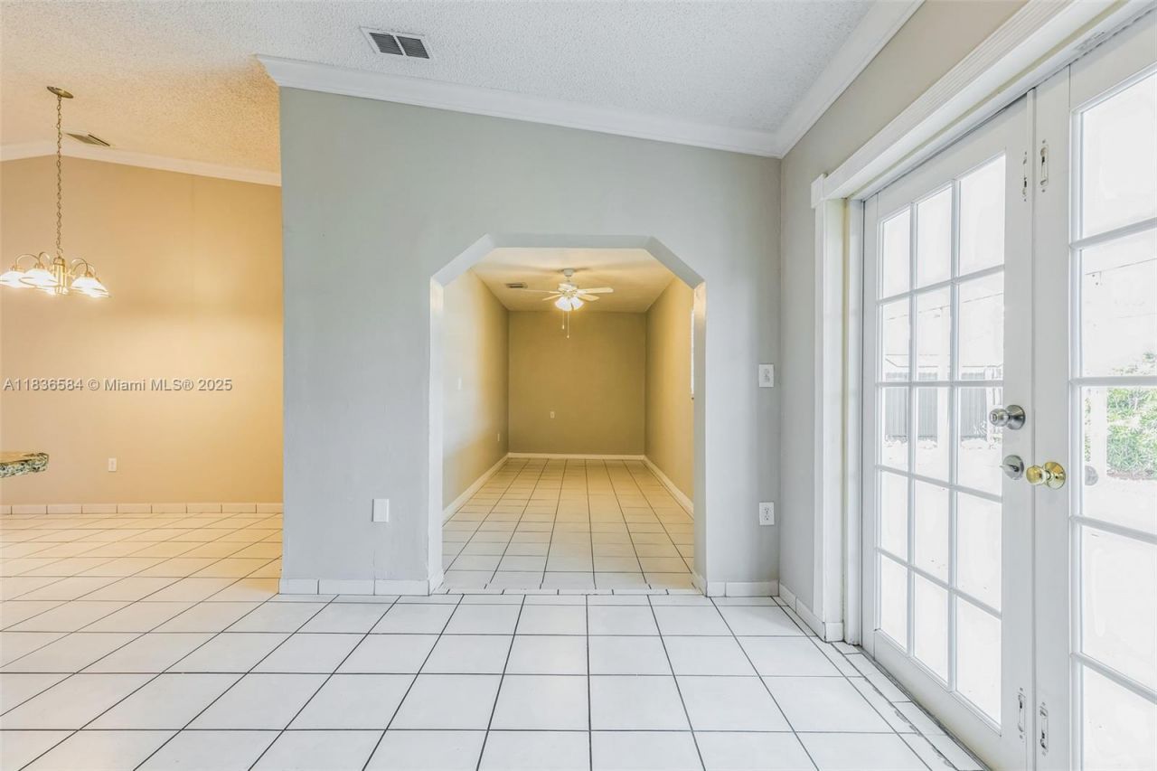 5370 SW 144th Ave, Miami, FL 33175 Photo