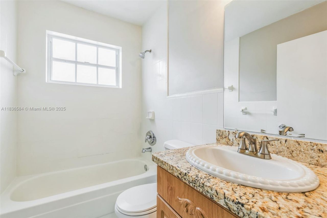 5370 SW 144th Ave, Miami, FL 33175 Photo