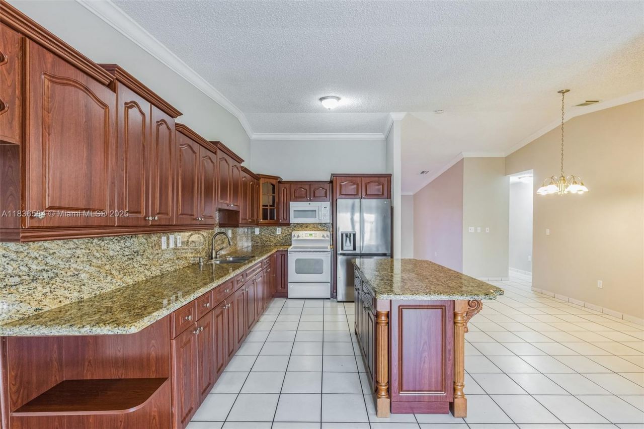 5370 SW 144th Ave, Miami, FL 33175 Photo