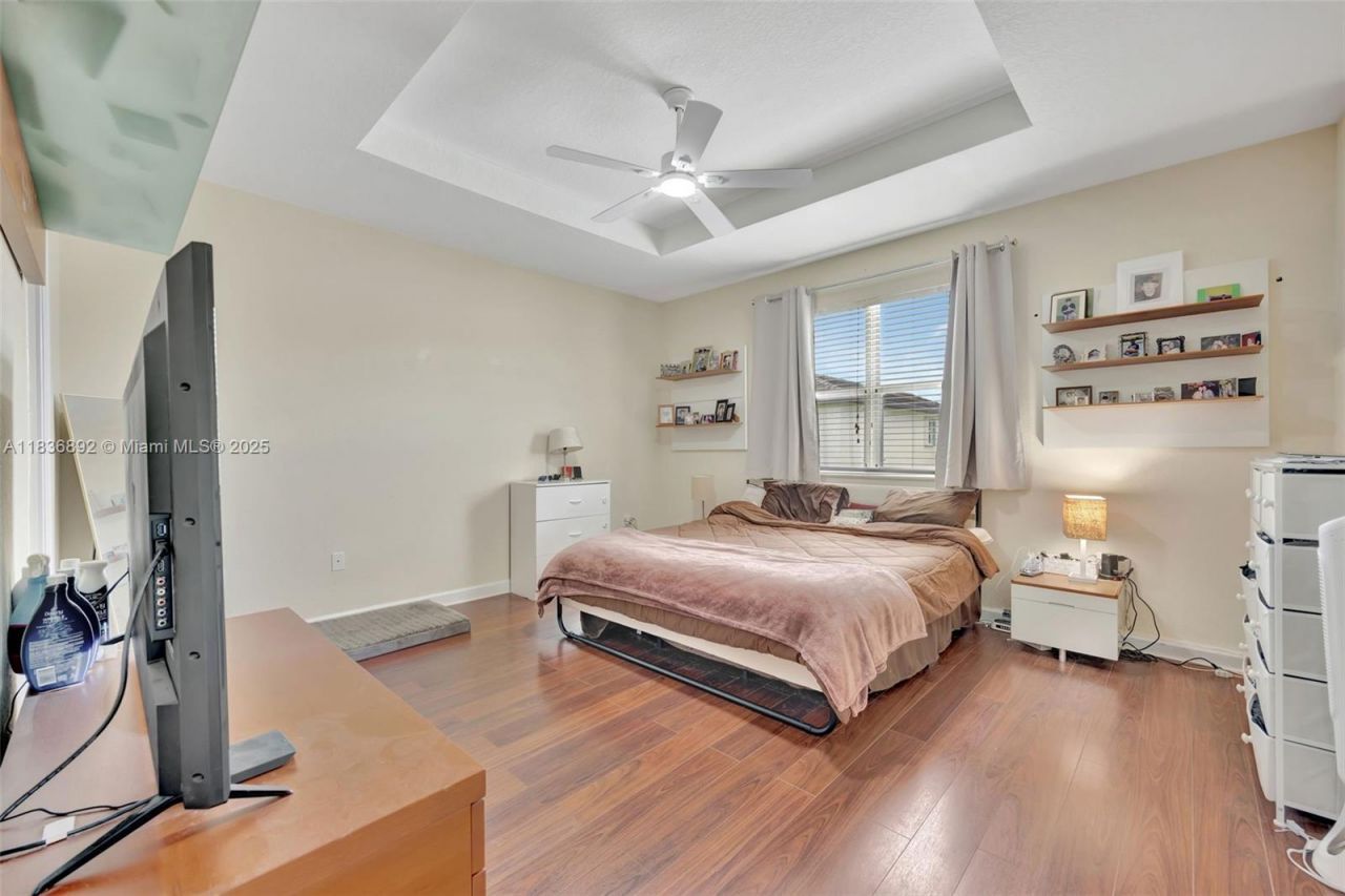 216 NE 36th Ter, Homestead, FL 33033 Photo