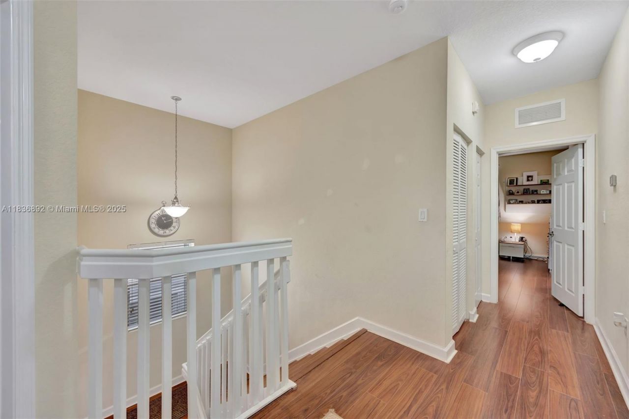 216 NE 36th Ter, Homestead, FL 33033 Photo