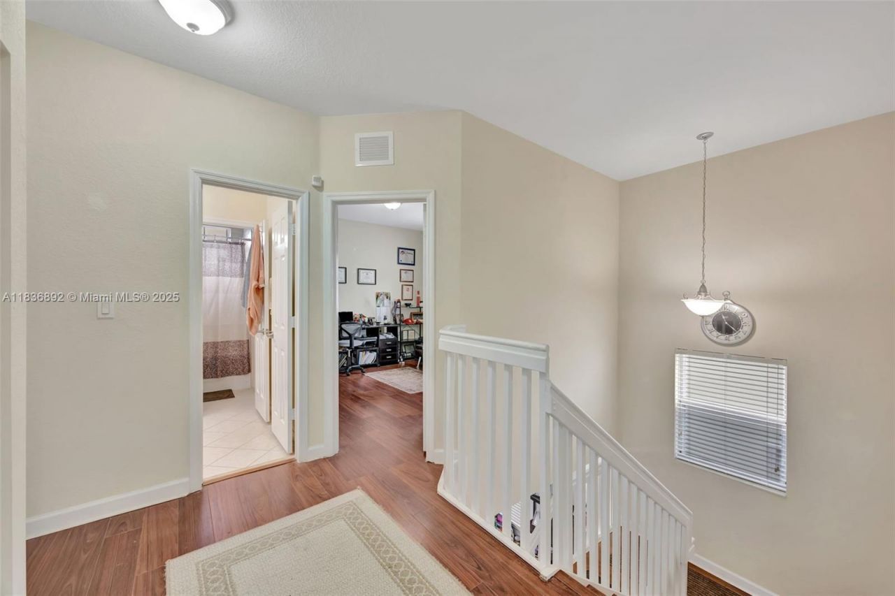 216 NE 36th Ter, Homestead, FL 33033 Photo