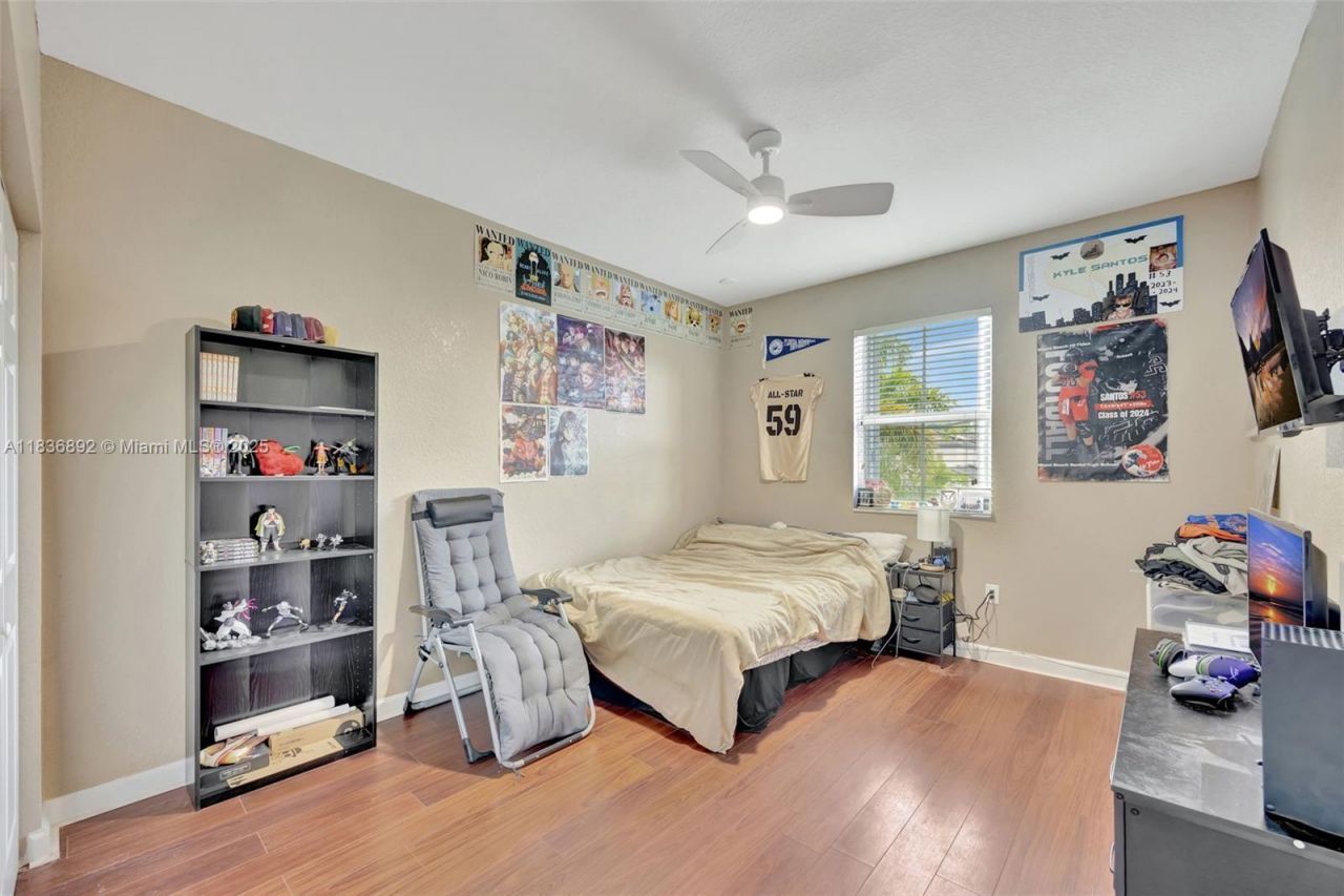 216 NE 36th Ter, Homestead, FL 33033 Photo