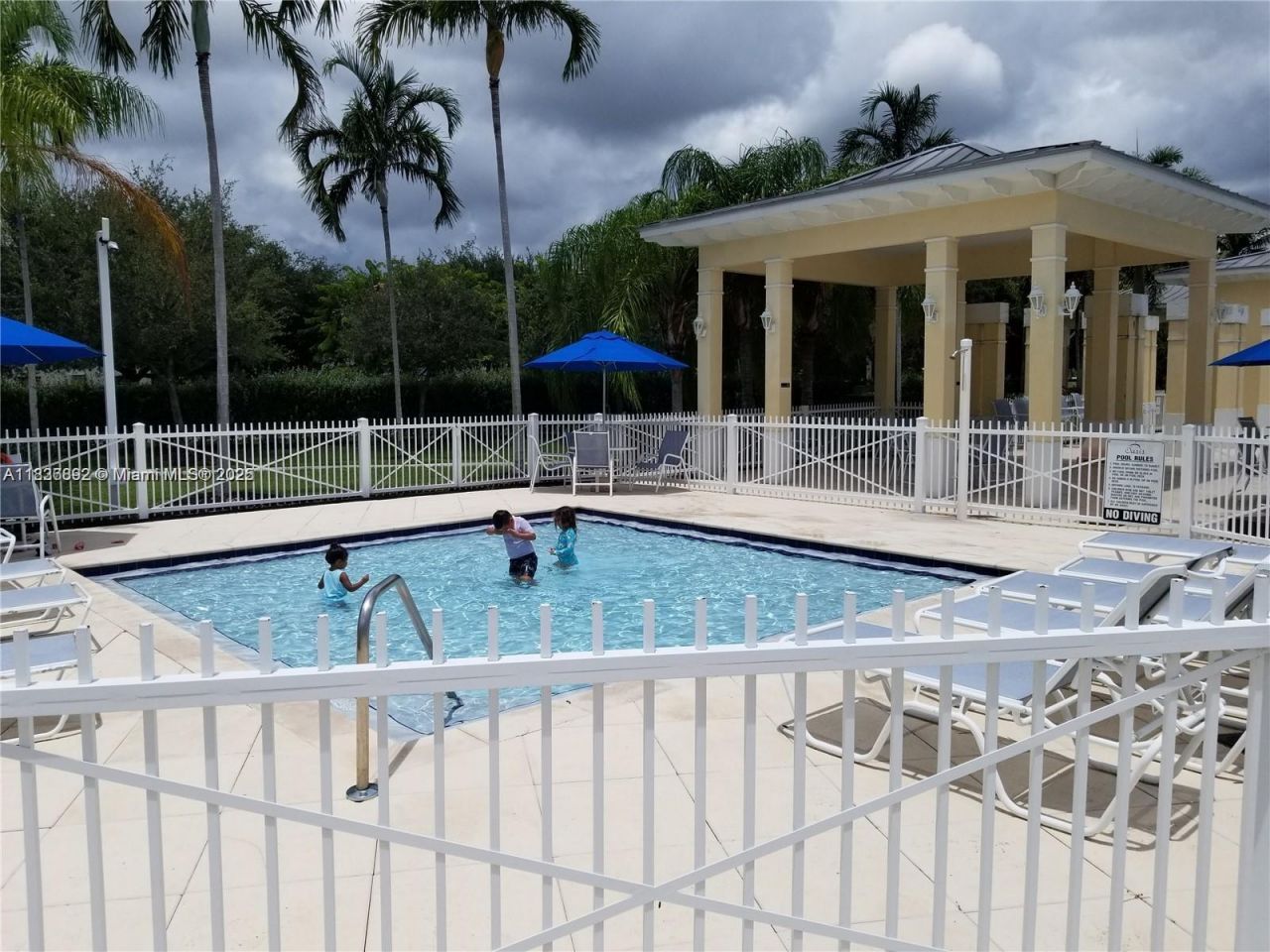 216 NE 36th Ter, Homestead, FL 33033 Photo