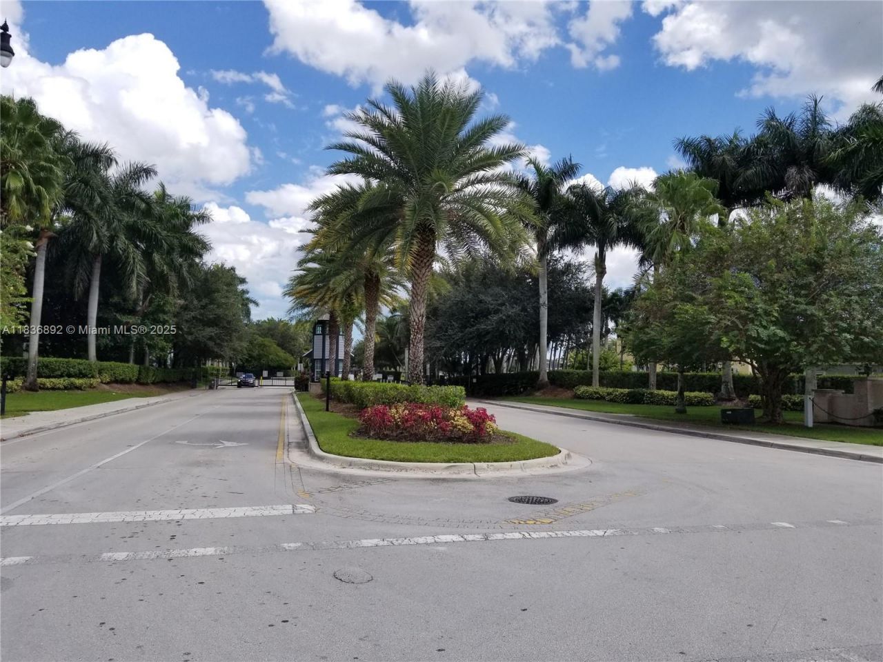 216 NE 36th Ter, Homestead, FL 33033 Photo